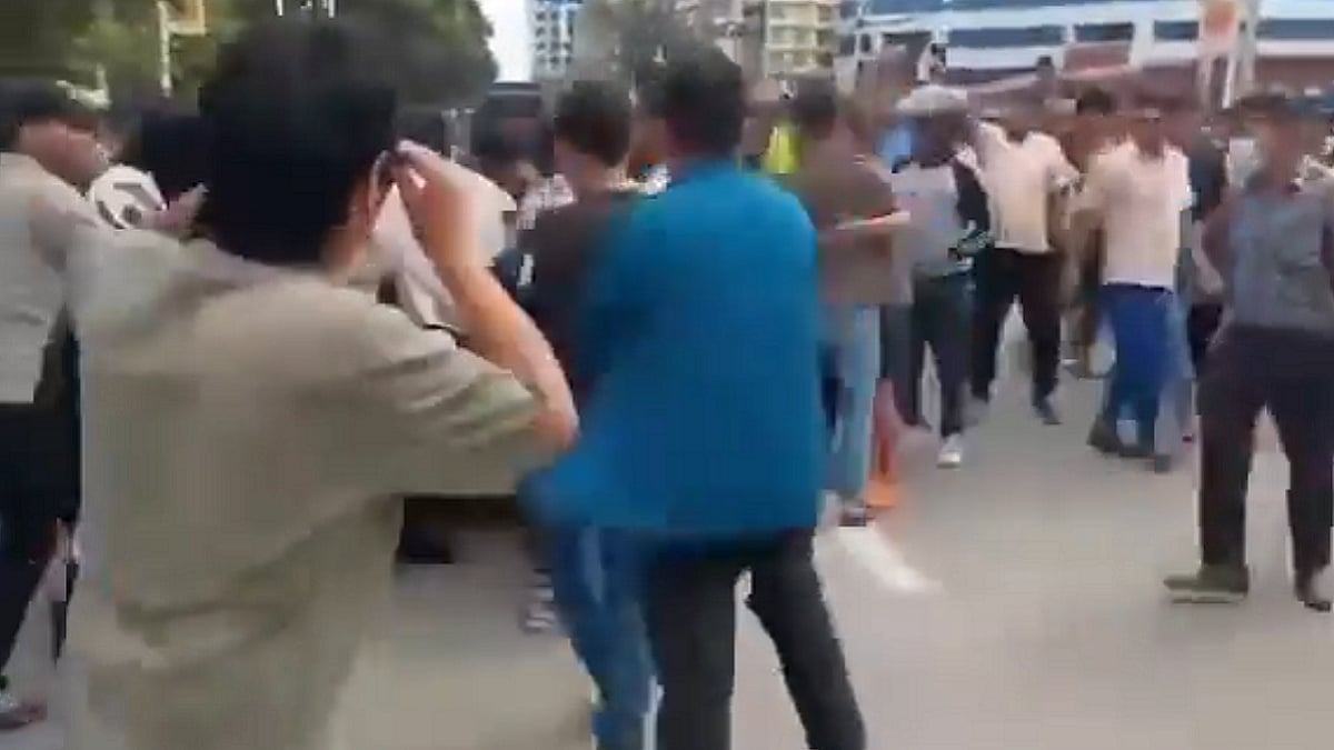 Nepal Political Crisis: Violent Clashes Erupt Between Gen-Z Groups Outside Army HQ Over Internal Rift For Leadership - VIDEO