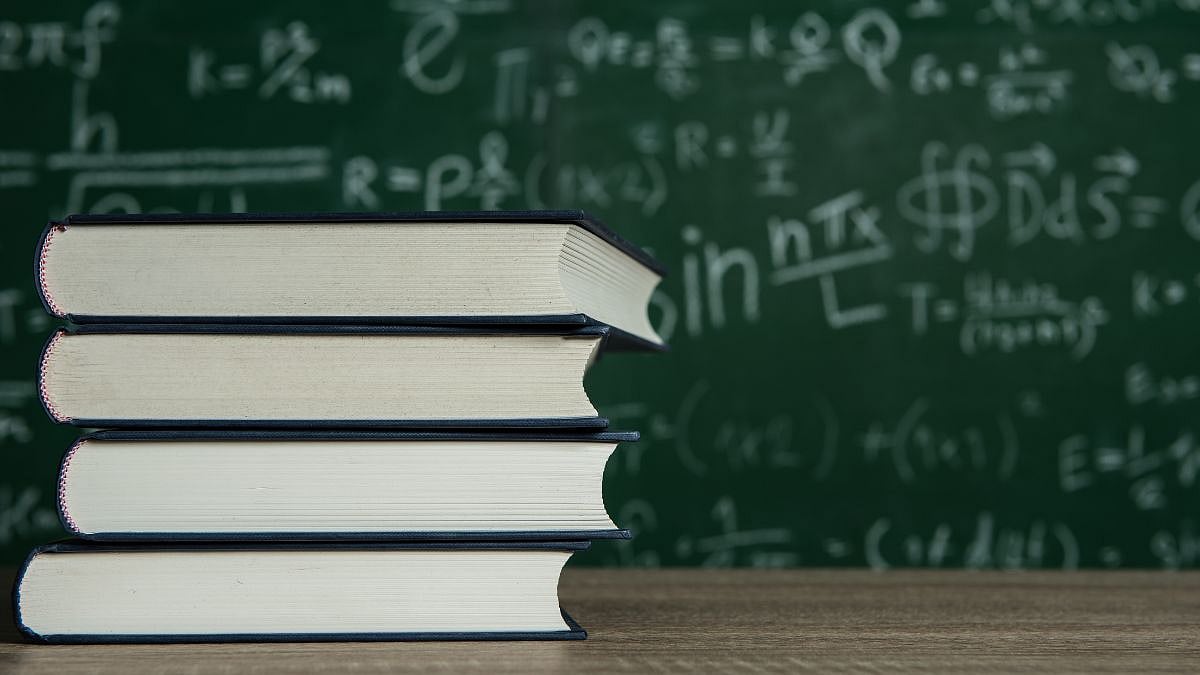 SC’s TET Mandate Sparks Job Uncertainty For Over 1 Lakh Maharashtra Teachers