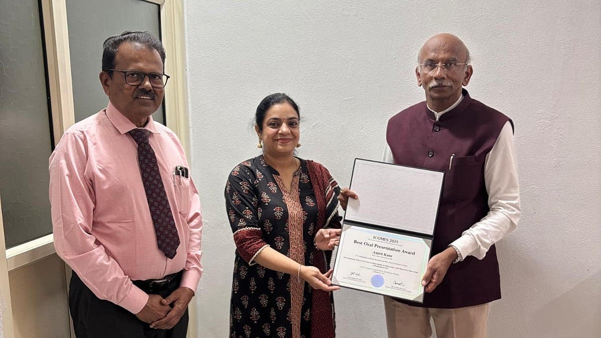 Nashik's Dr. Amrit Kaur Wins 'Best Paper' Award At ICOMES 2025 Conference In Seoul