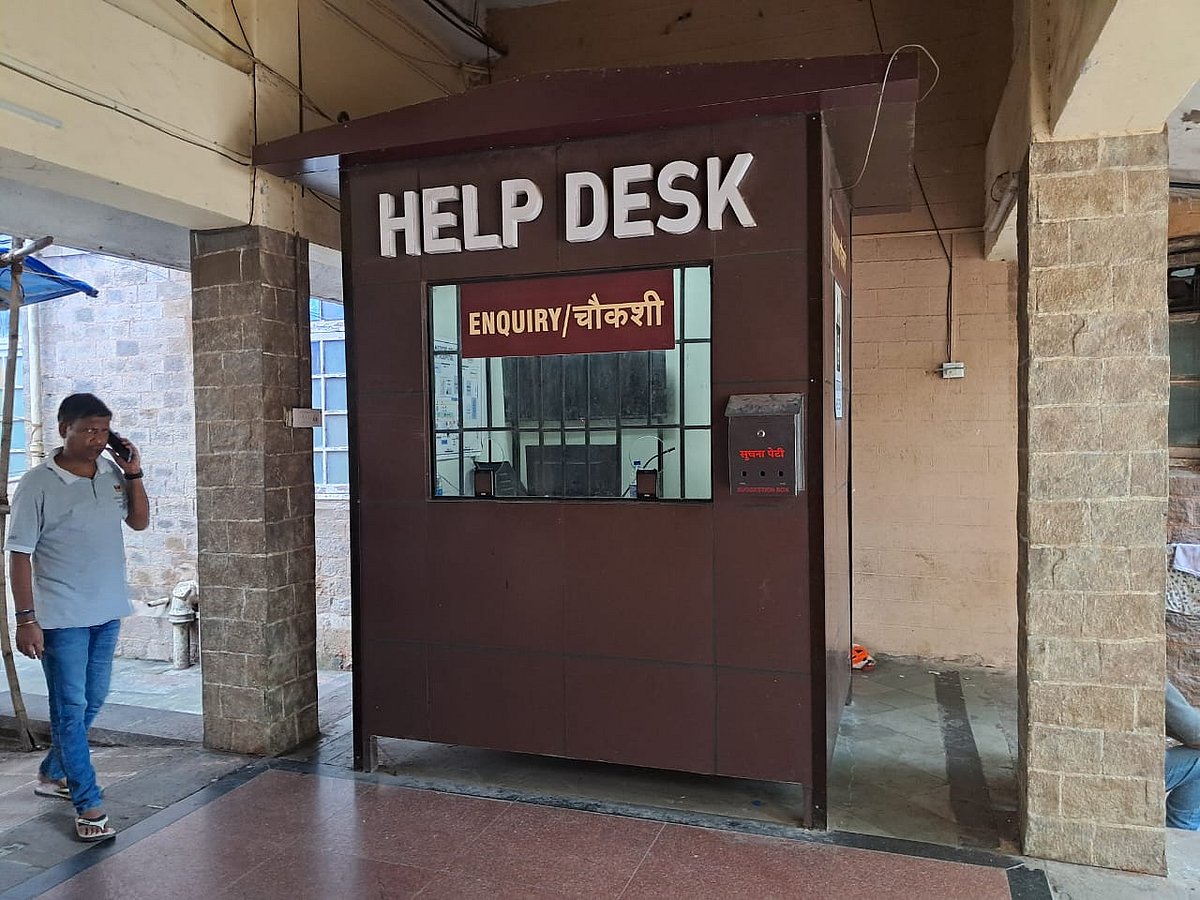 Mumbai’s KEM Hospital Grapples With Overcrowding, Infrastructure Decay And Staff Shortages Amid Rising Patient Demand