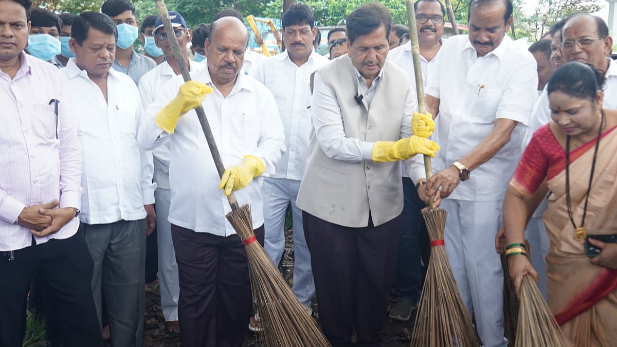 VIDEO: Minister Mangal Prabhat Lodha Leads Maharashtra’s State-Wide Cleanliness Drive On PM Modi’s 75th Birthday, Thousands Participate Across 750 Villages