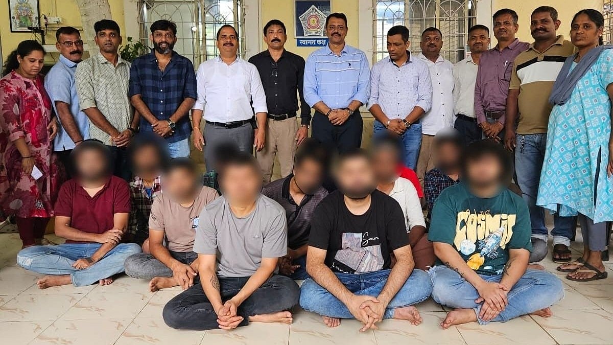 Mumbai Police Bust Fake Goregaon Call Centre Defrauding Foreigners; 13 Held