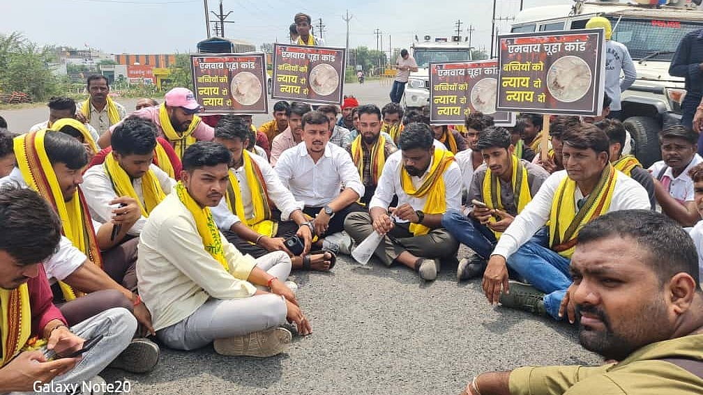 JAYS Protests PM Narendra Modi’s Dhar Visit, Slams Celebrations Amid Tribal Grief