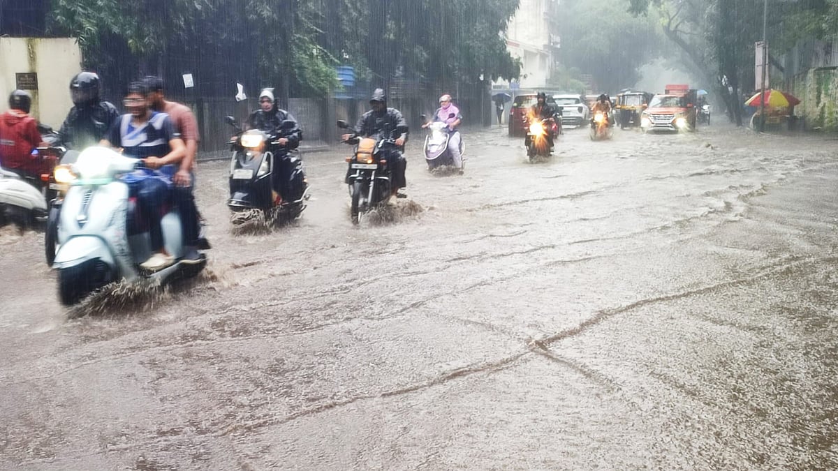 VIDEOS: Continuous Heavy Rain Since Monday Causes Flooding & Disruption Across Pune District