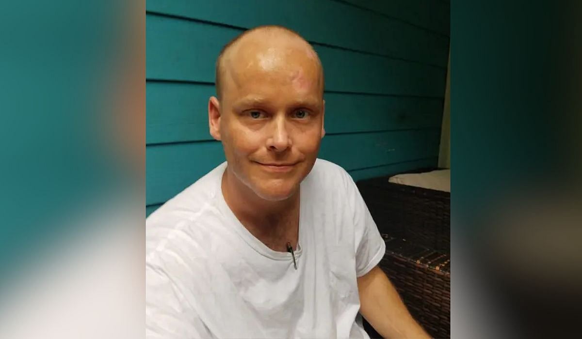 US: Mistaken For Homeless, 34-Year-Old Customer Dumped Outside By Texas Restaurant Staff After He Fainted At His Table