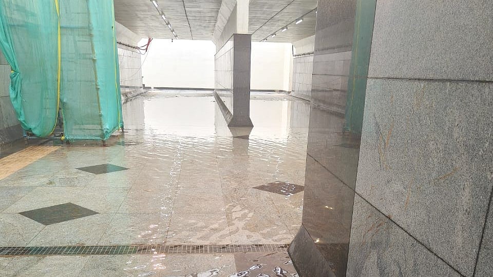 Mumbai News: Coastal Road Underpass Waterlogged Due To Pipeline Leakage & Unoperational Dewatering...