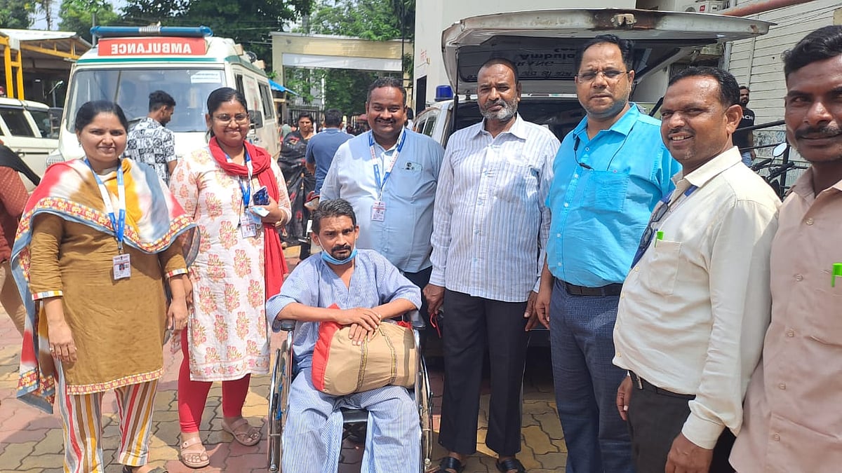 Jalgaon Hospital Treats Train Accident Victim For 4 Months, Sends Him Home Safely