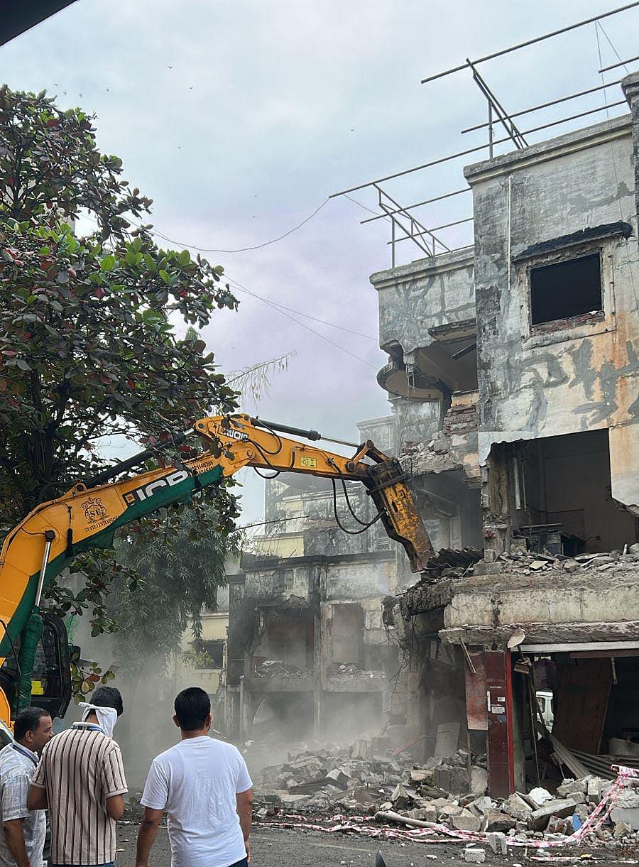 Panvel City Center Declared Dangerous, Municipal Corporation Evicts Residents To Prevent Risk