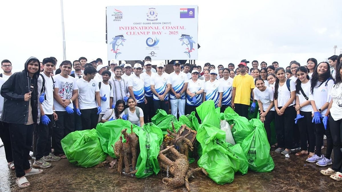 Gujarat Cleans Beaches for Coastal Cleanup Day