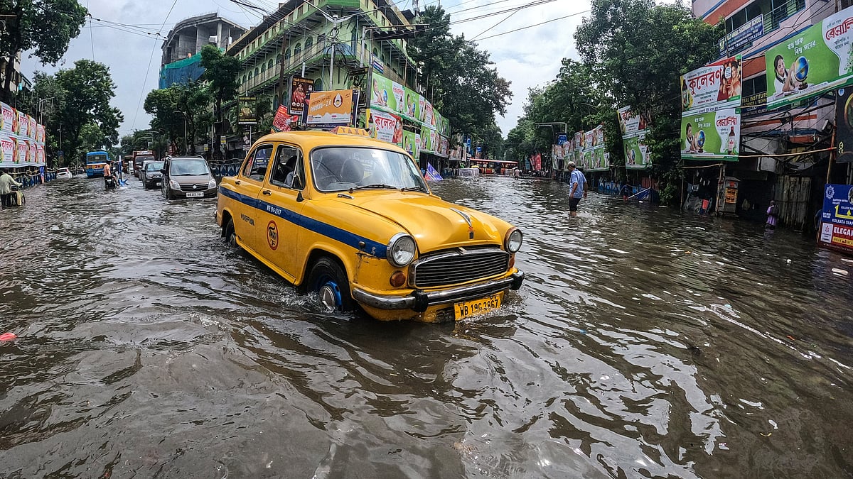 Kolkata Drenched: Heavy Rainfall Floods City, Disrupts Metro, Trains & Flights