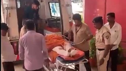 Indore News: MY Hospital Keeps Casualty Gate Shut, Patient Stretchered Over Stairs