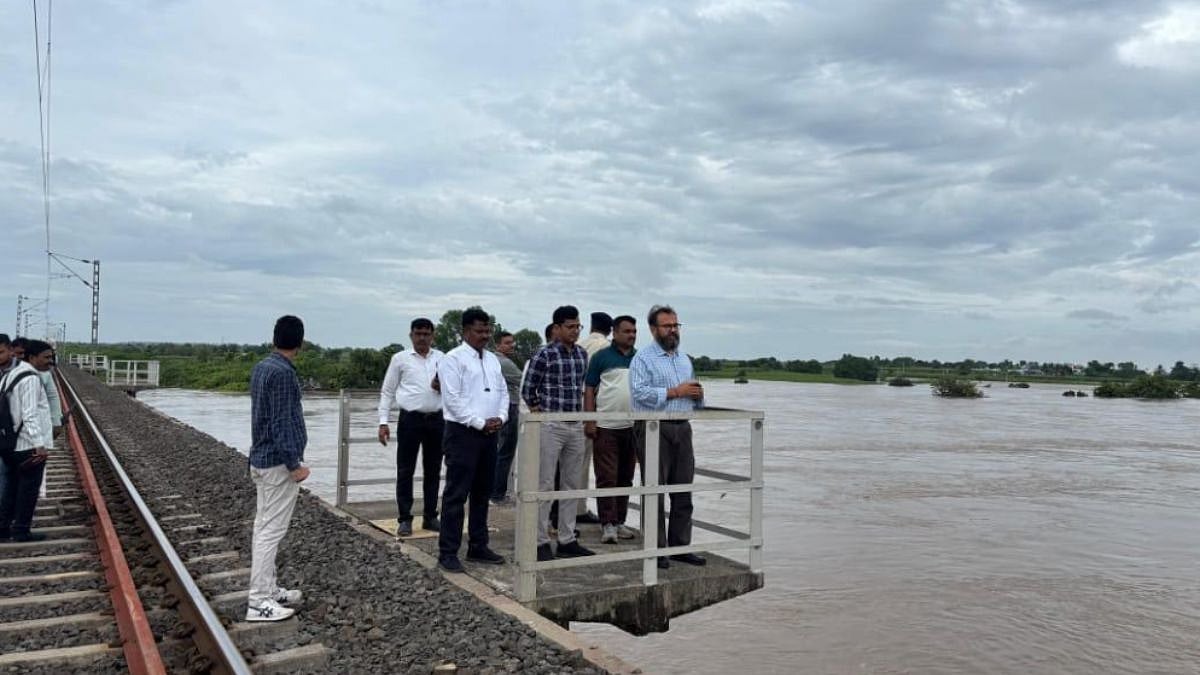 Maharashtra: Solapur Division Of Central Railway Ensures Passenger Safety Amid Flood-Like Conditions