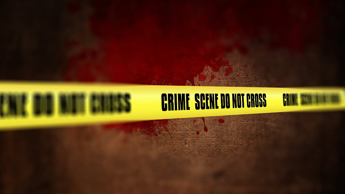 Mumbai Crime News: 55-Year-Old Man Shot In Malad East Over Property Dispute, Accused On The Run | Free Pik