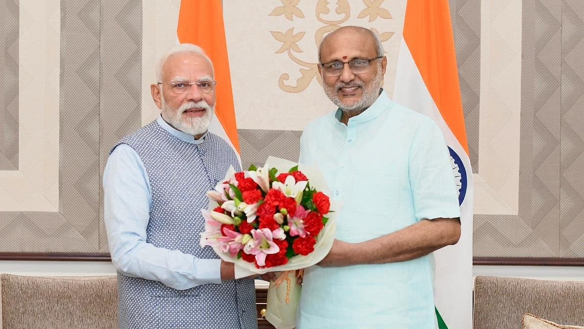 PM Modi Meets Vice President CP Radhakrishnan