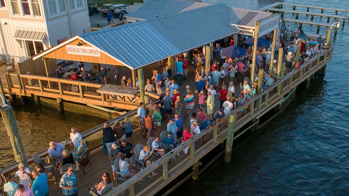 US: 3 Dead, Several Injured After Boat-Borne Gunman Opens Fire At North Carolina Restaurant