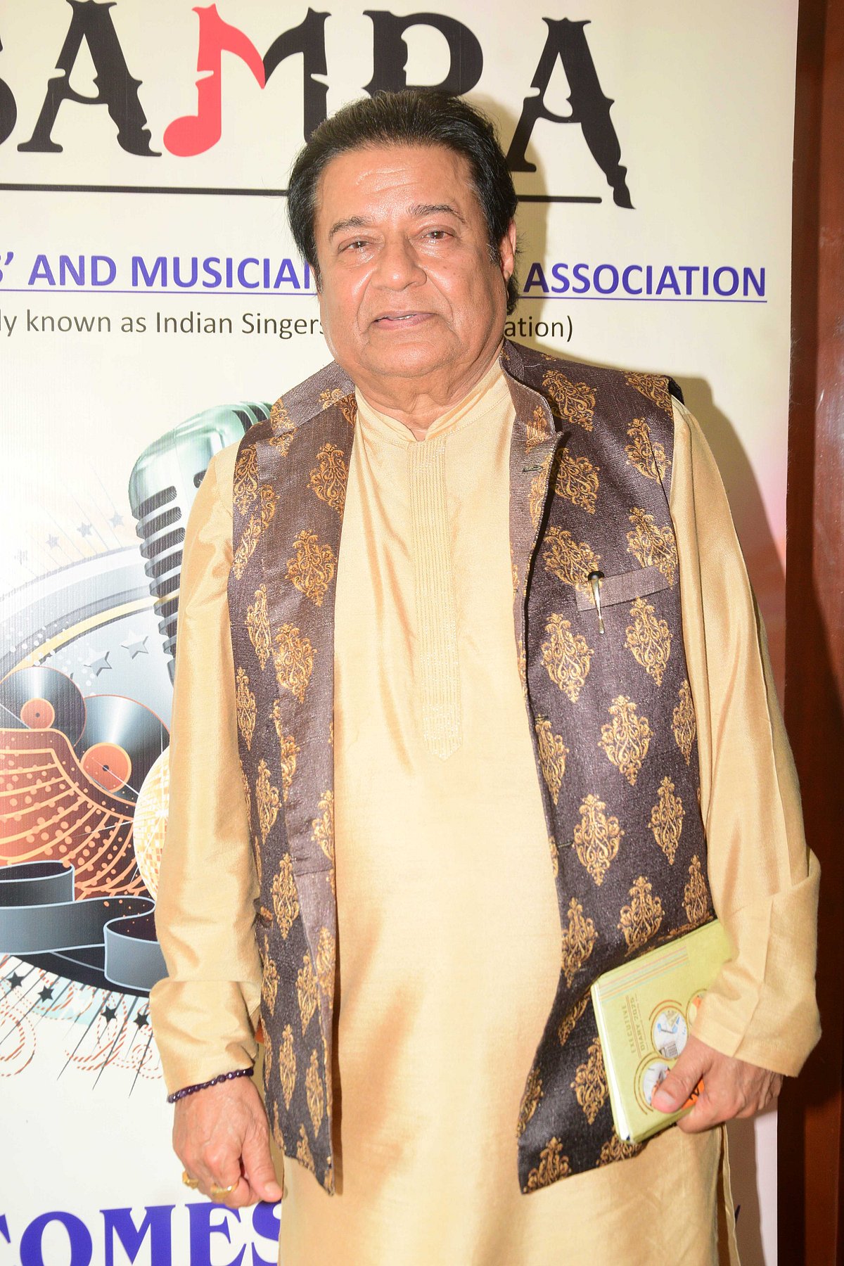 Anup Jalota at the landmark ISAMRA announcement for royalty distribution to musicians and chorus singers.