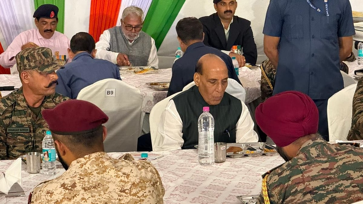 Dussehra 2025: Defence Minister Rajnath Singh To Celebrate Festival With Soldiers In Gujarat's Bhuj