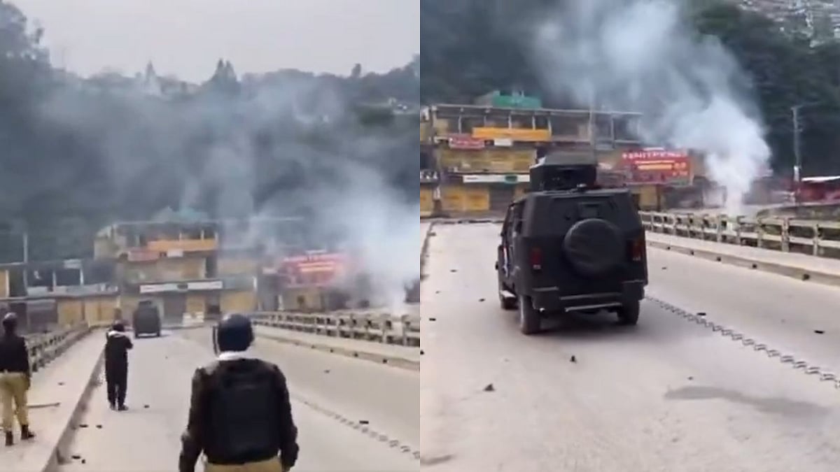 Pakistani Rangers Open Fire On Protesters In PoJK, Several Casualties Reported - VIDEO