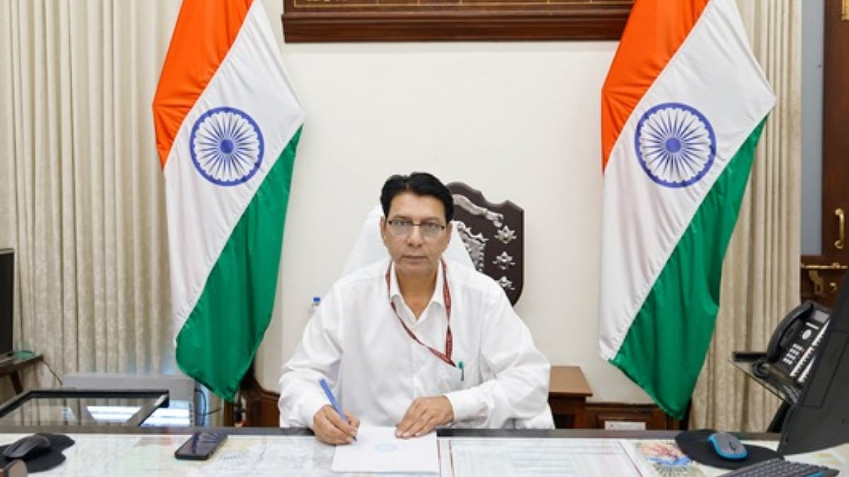 Mumbai News: Vijay Kumar Takes Charge As Central Railway General Manager, Succeeds Dharam Veer Meena