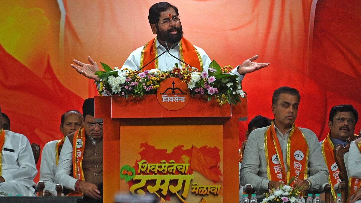 VIDEO: Eknath Shinde Launches Sharp Attack On Uddhav Thackeray At Shiv Sena Dussehra Rally, Pledges Support For Flood-Hit Farmers