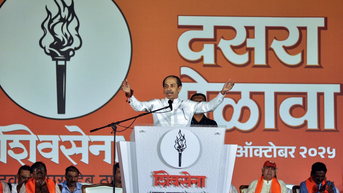 Dussehra Rally 2025: Shiv Sena UBT Chief Uddhav Thackeray Slams BJP, Announces White Paper On BMC At Shivaji Park - VIDEO