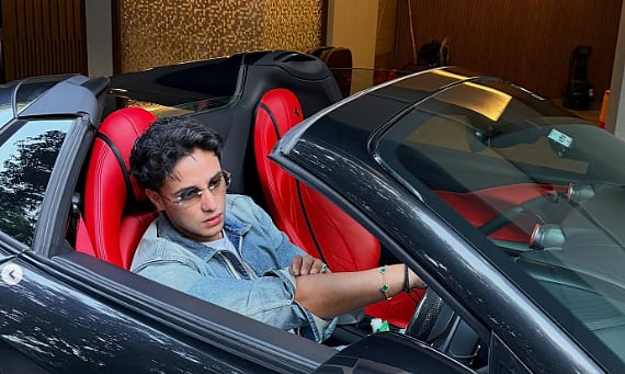 article-image