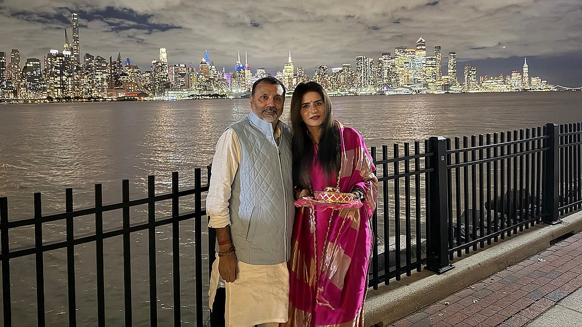 'This Is Godda At Night': Social Media REACTS After BJP MP Nishikant Dubey Shares Pic With Wife...