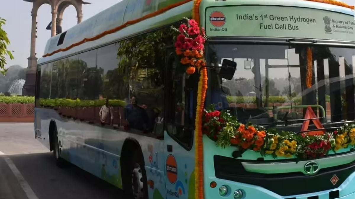 PMPML Starts Week-Long Trial Of Hydrogen Fuel Bus In Pune, To Join Fleet If Successful