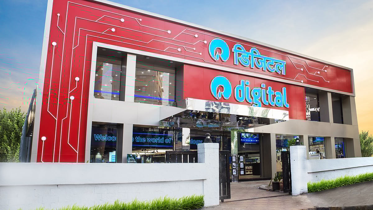 Reliance Digital’s Festival of Electronics until Oct 26