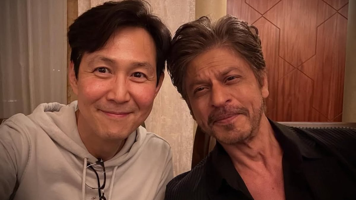 'Collab Of The Century': Squid Game Actor Lee Jung Jae's Selfie With Shah Rukh Khan Goes Viral; Fans...