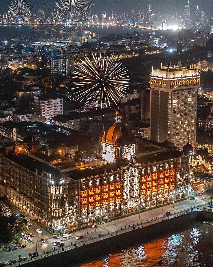 7 Must Experience Places In Mumbai During Diwali 2025