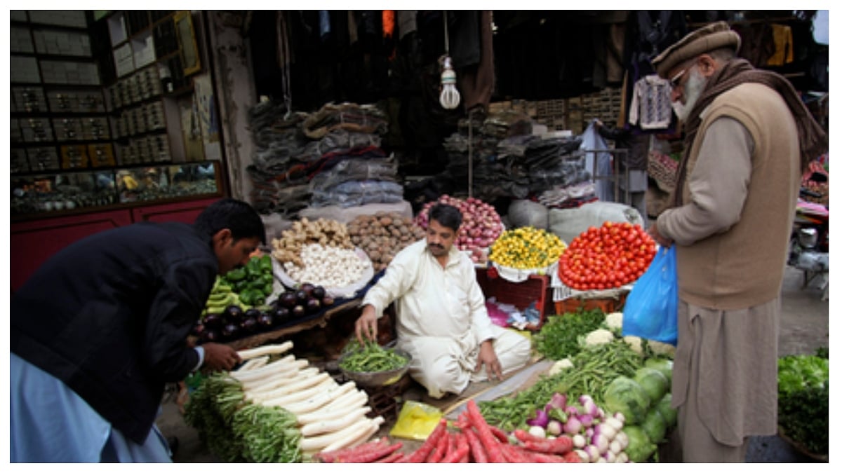 Food Inflation Spirals Out Of Control In Pakistan, Public Anger Mounts Against Government