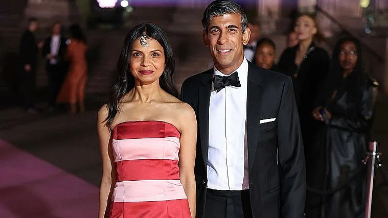 Akshata Murty Trolled For Wearing 'American-Flag' Inspired Outfit; 'Looks Like Bath Towel,' Say...