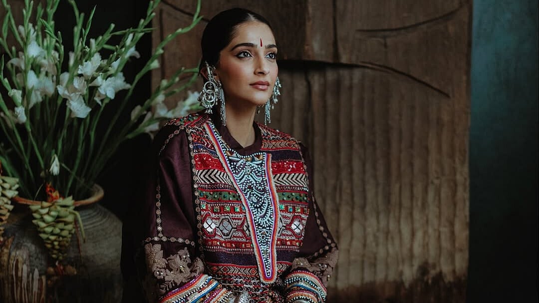Sonam Kapoor's Iconic Diwali Outfits Styled By Sister Rhea
