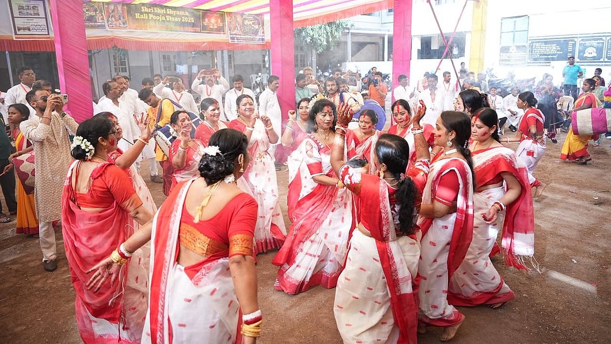 Pune’s Bengali Community Celebrates Silver Jubilee Of Shyama Kali Pooja Festival |