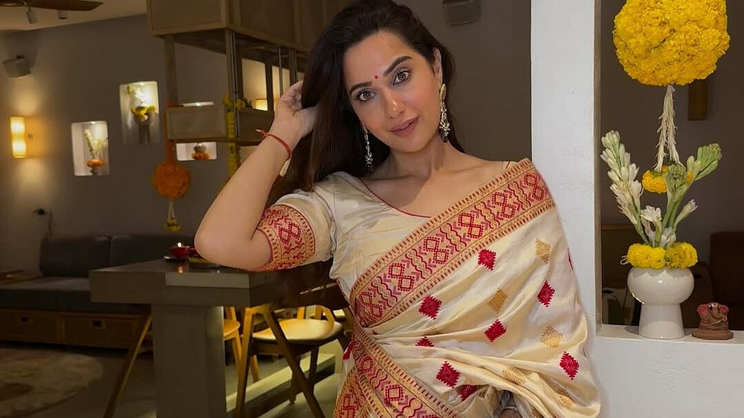 Kusha Kapila Wears Mekhela Sador Gifted By Dad; 'Oh My God Aag Lag Gayi Gurgaon Mein,' Say Fans