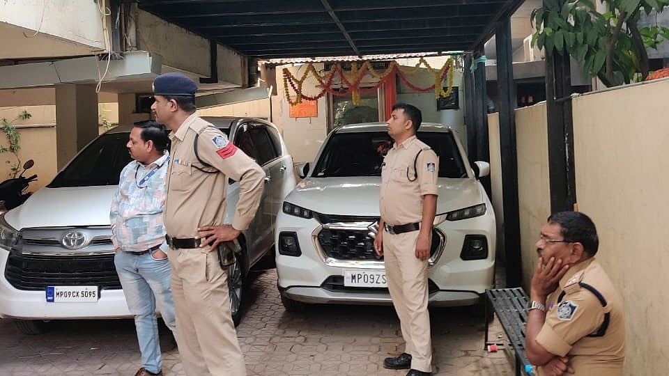 MP News: Retired Excise Officer Case; Gold & Diamond Jewellery Worth ₹3.84 Crore Seized; Total...