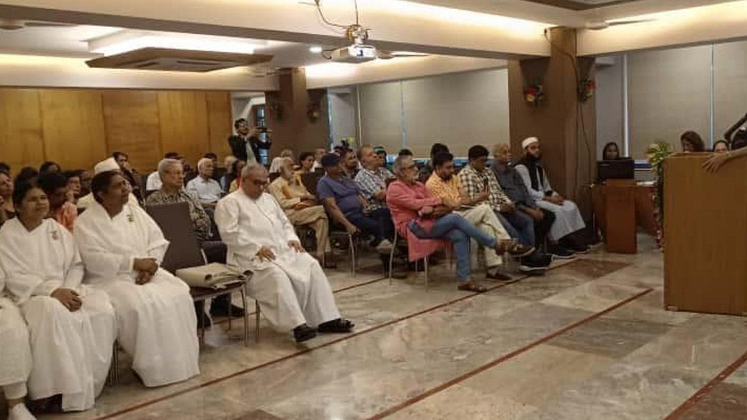 Faiths Unite In Mumbai To Celebrate Baha'i Founders With Message Of Love, Peace And Service