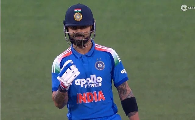 IND vs AUS 3rd ODI: Virat Kohli Does Fist Pump After Scoring His First Runs Of The ODI Series, Delights SCG Crowd
