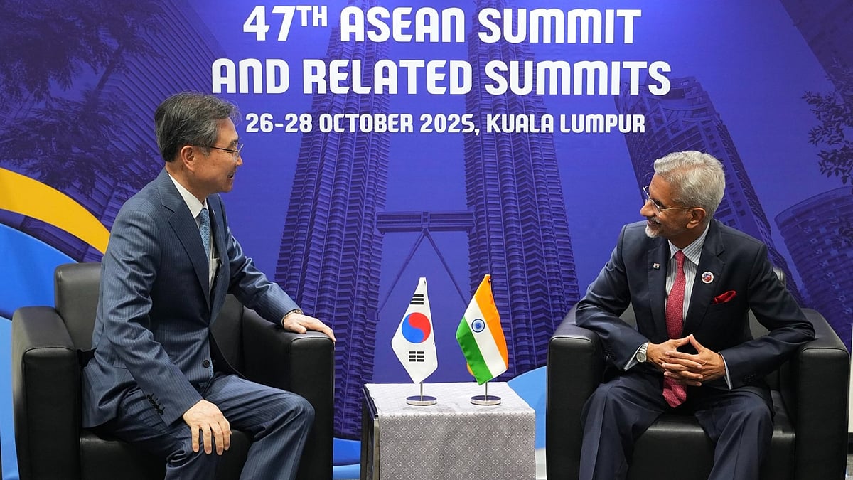 47th ASEAN Summit: EAM S Jaishankar Meets South Korean Counterpart, Discusses Strengthening Strategic Partnership