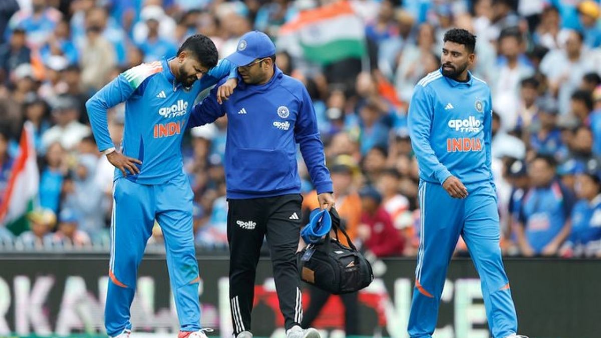 India's ODI Vice-Captain Shreyas Iyer Under Observation In Sydney ICU Following Rib Injury, Recovery Time Uncertain