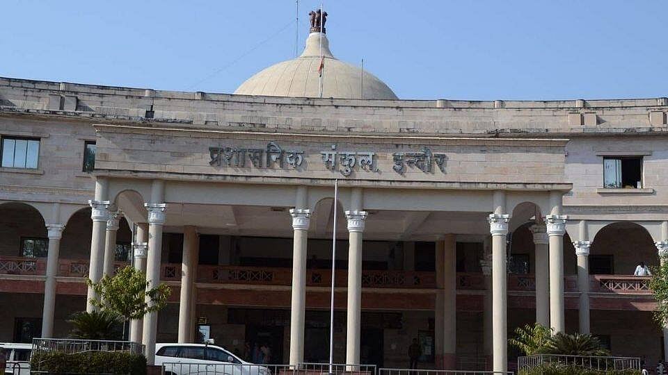 Indore News: Needy Got Help For Treatment, Education & Job In Jansunvai