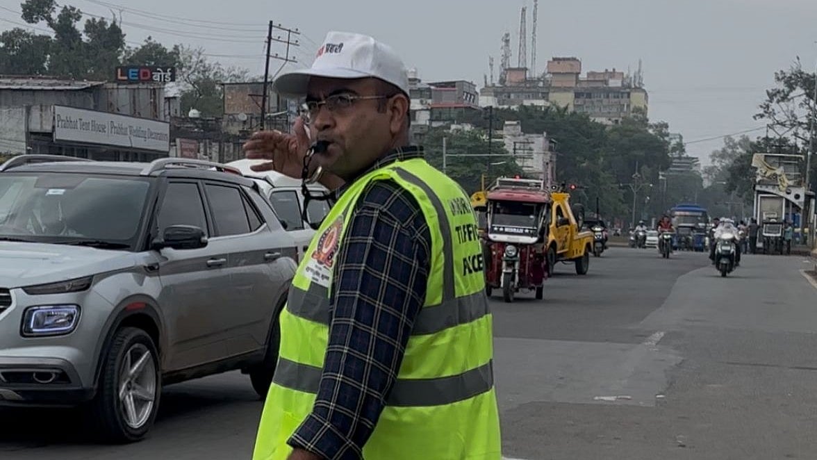 Indore News: Man Becomes ‘Traffic Prahari’ To Celebrate Daughter’s Birth
