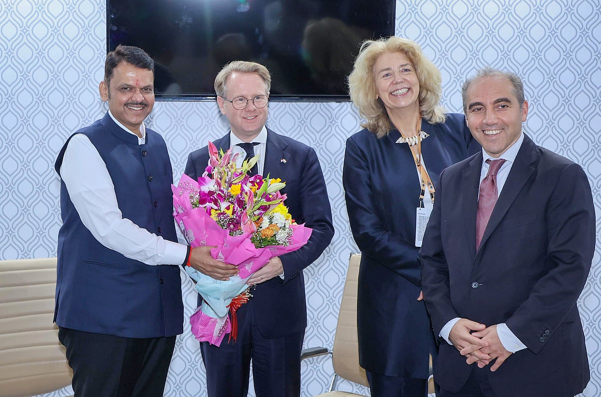 Maharashtra CM Devendra Fadnavis Welcomes Dutch Delegations In Mumbai; Discuses Maritime, Waste Management & More
