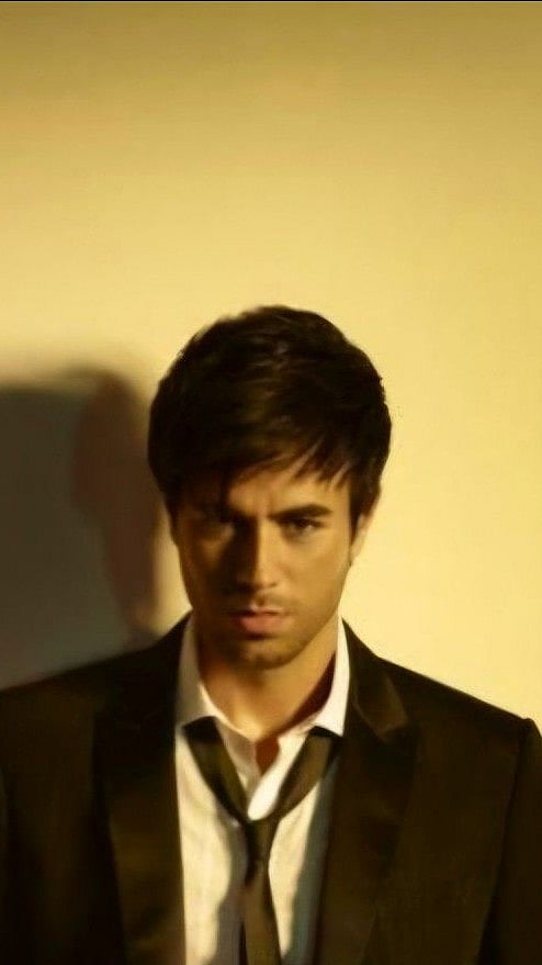 7 Popular Enrique Iglesias Songs To Expect At Mumbai Concert Today