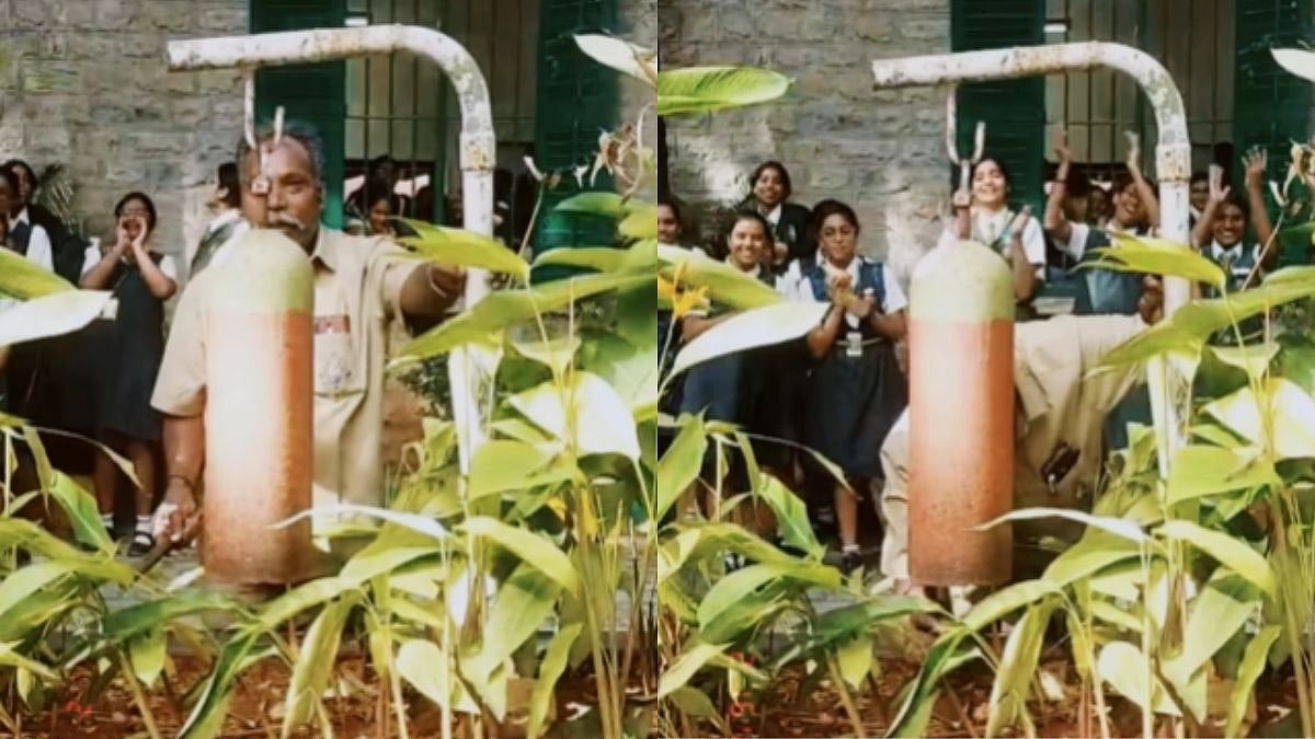 'And He Rings His Final Bell...' Heartwarming Video Shows Bengaluru School Students Tributing 'Das Uncle' For His 38 Years Of Service