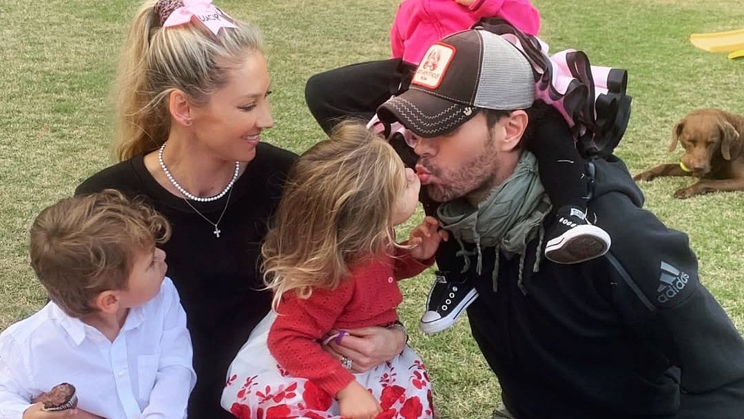 Enrique Iglesias and  Anna Kournikova | Instagram 