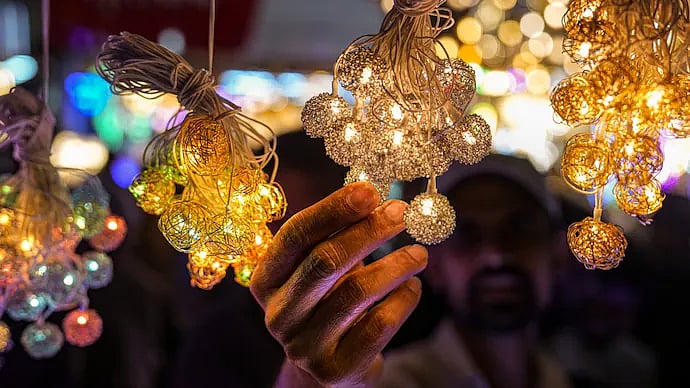 Indore News: Youth Electrocuted To Death While Taking Off Diwali Lights