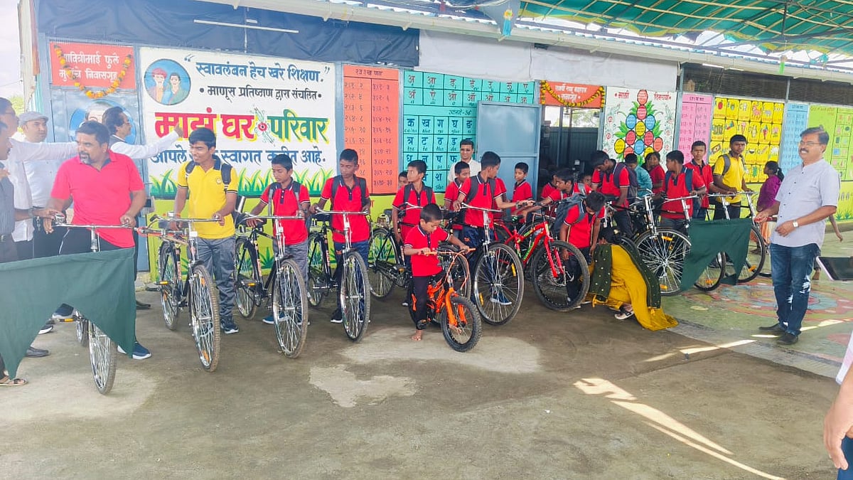 NGO Organises Cycle Rally To Promote ‘Say No to Plastic’ Campaign In Maharashtra's Latur