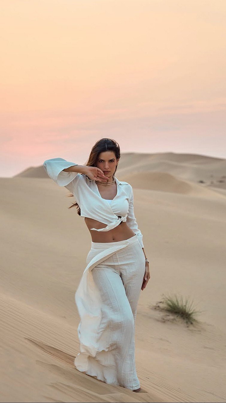 Natasa Stankovic Is A Desert Queen; Check Out Her In Stunning Abu Dhabi Vacay Style